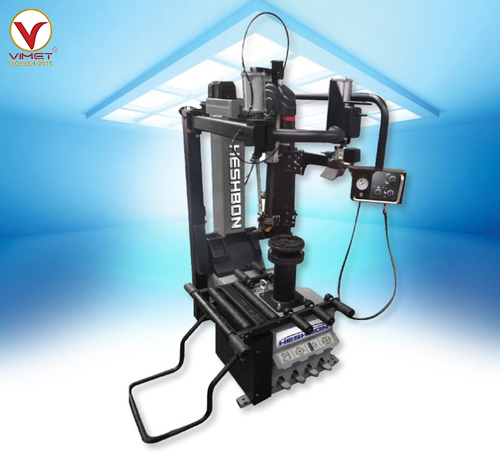 Máy ra vỏ ô tô tự động